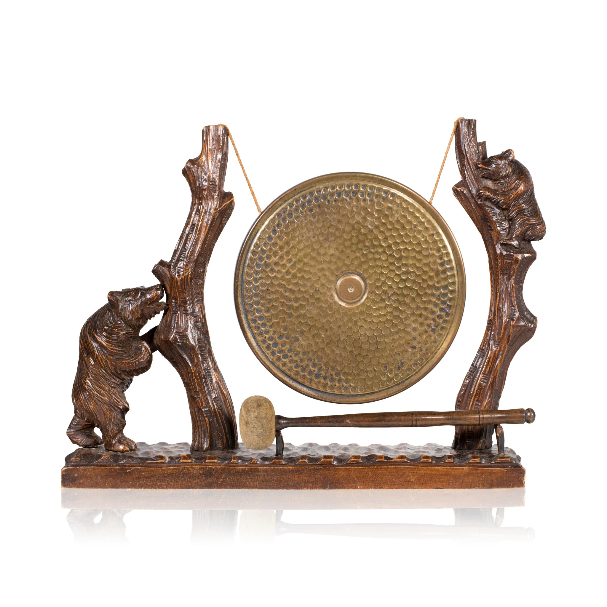 Black Forest Dinner Gong