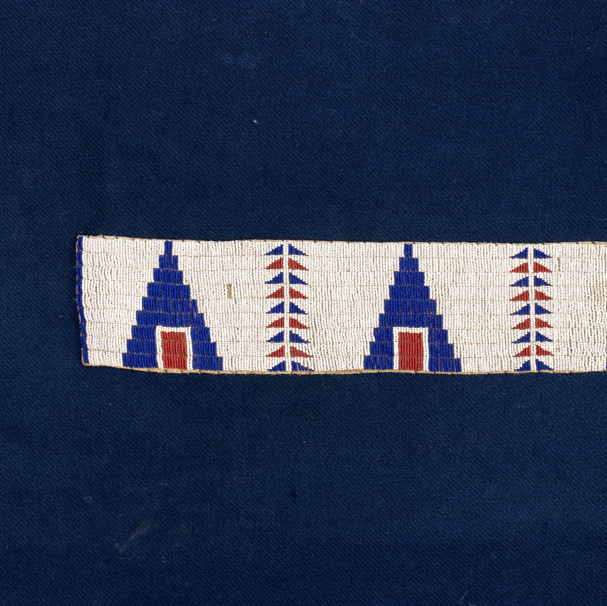 Cheyenne Beaded Blanket Strip - Image 3
