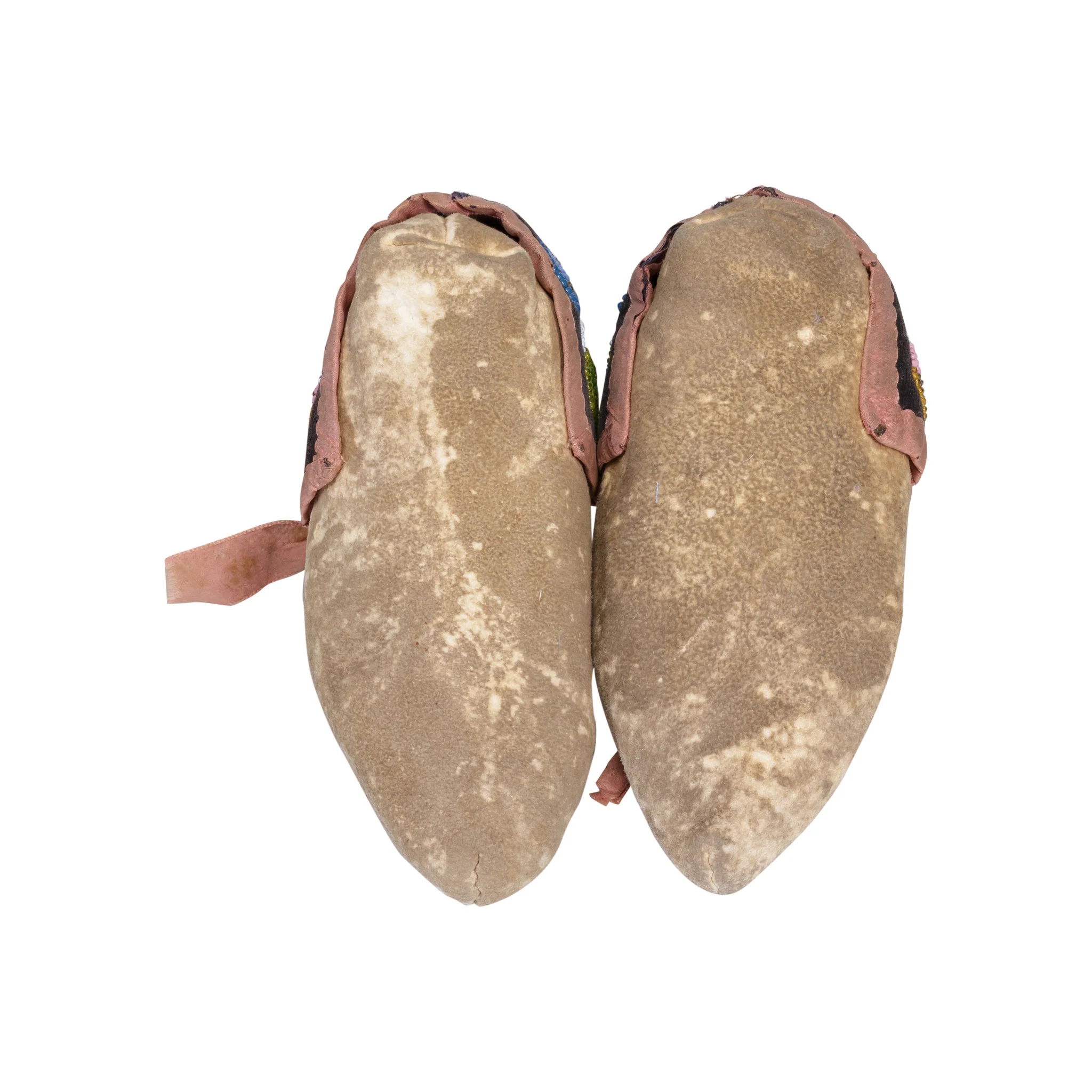 Chippewa Child's Moccasins - Image 2