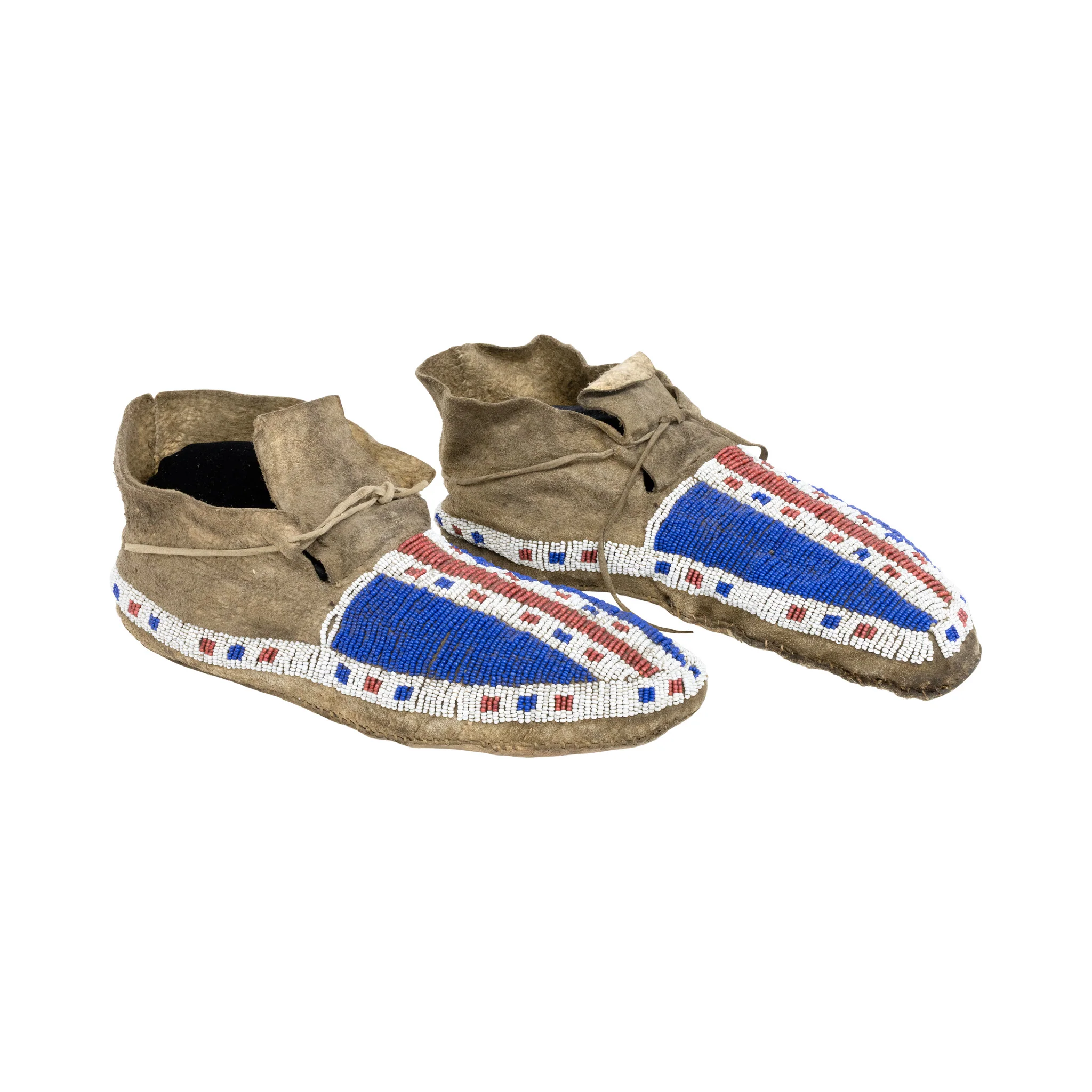 Lakota Sioux Moccasins - Image 2