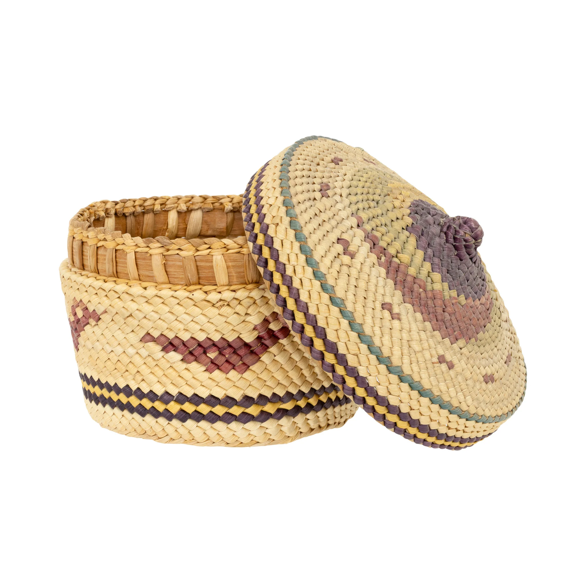 Makah Lidded Basket - Image 2