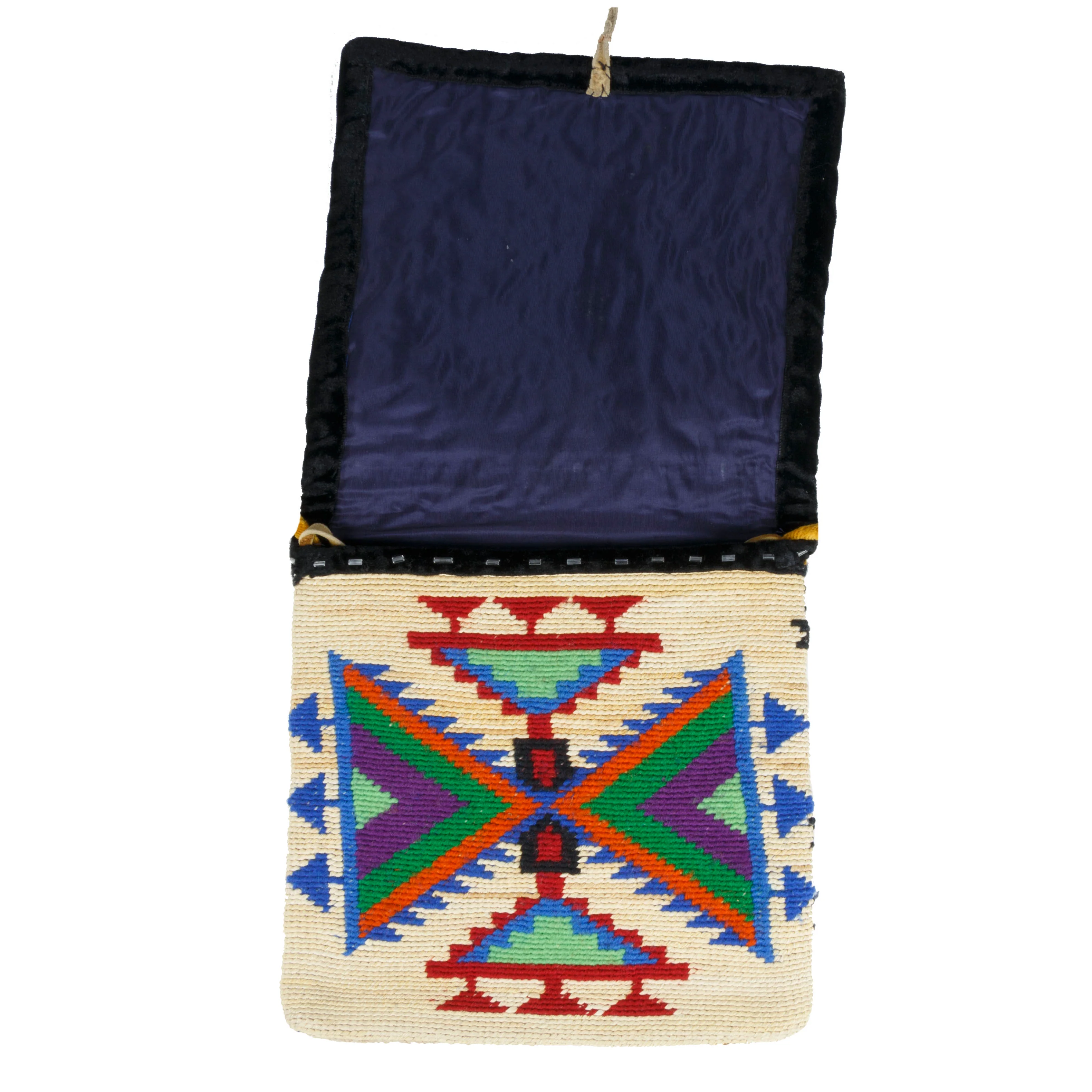 Nez Perce Corn Husk Flap Pouch - Image 2