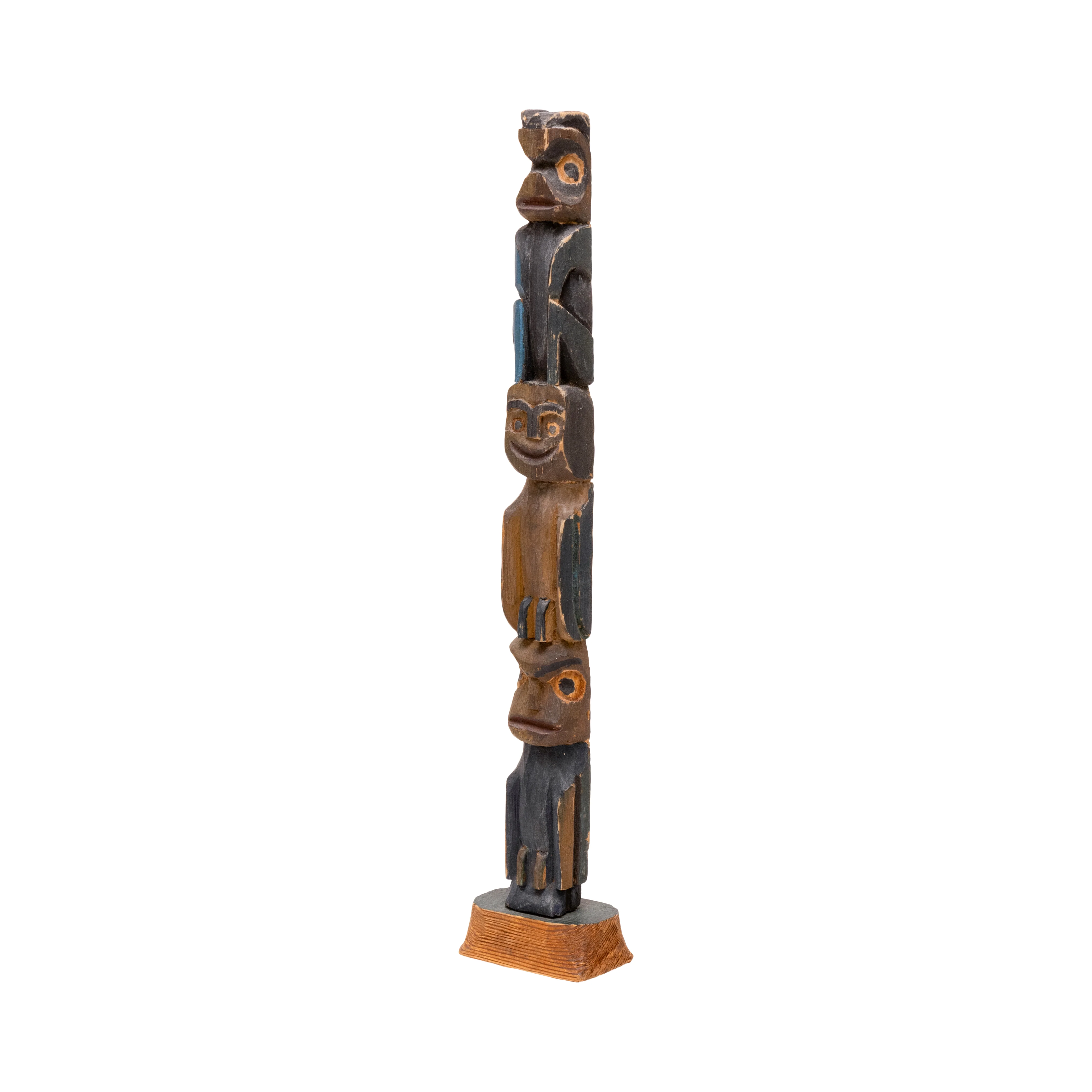 Nuu-chah-nulth or Coast Salish Model Totem - Image 3
