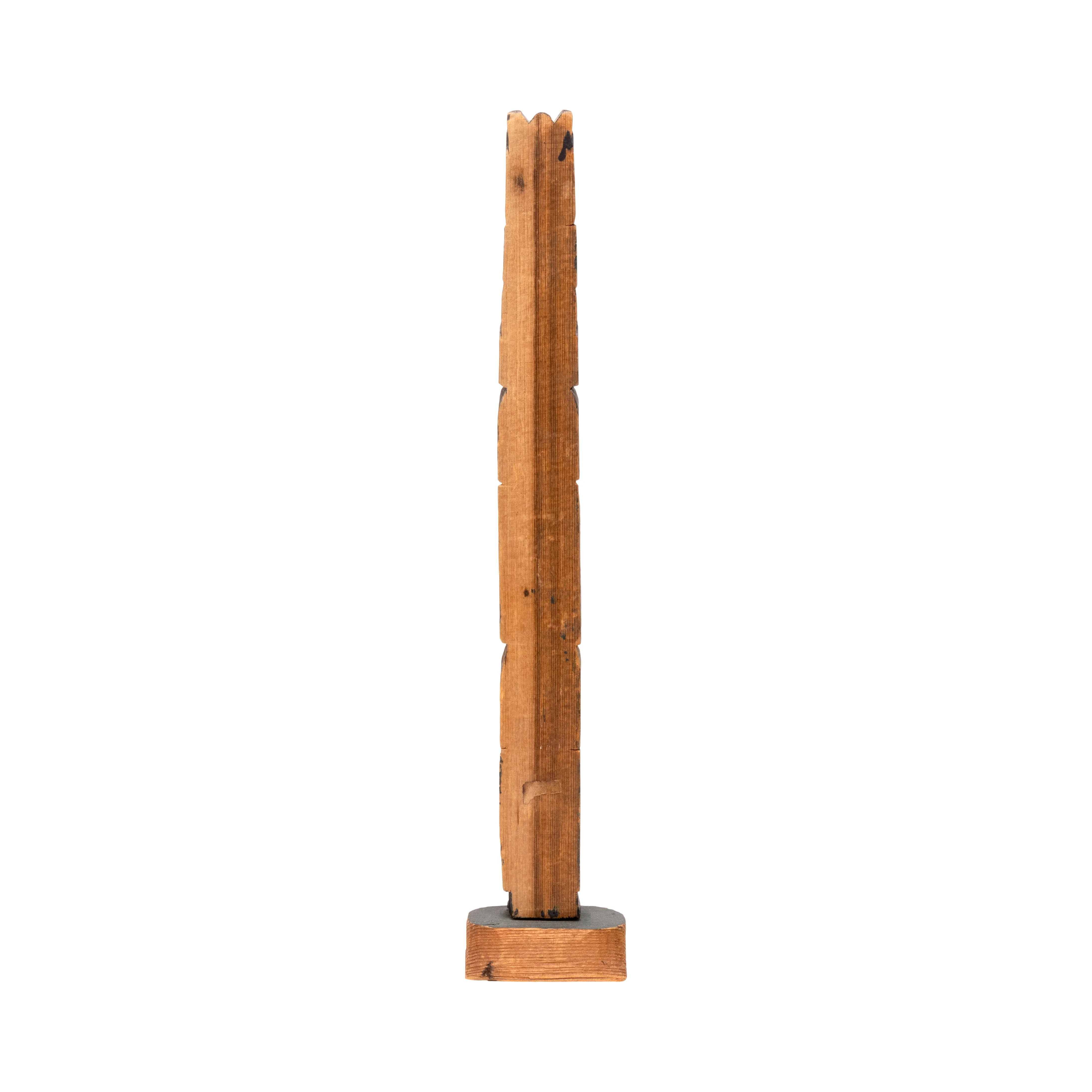 Nuu-chah-nulth or Coast Salish Model Totem - Image 4